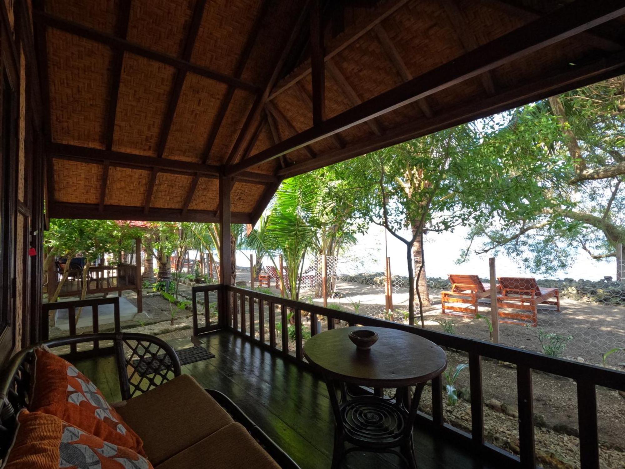Maryan Moyo Bungalows & Resto Moyo Island Экстерьер фото