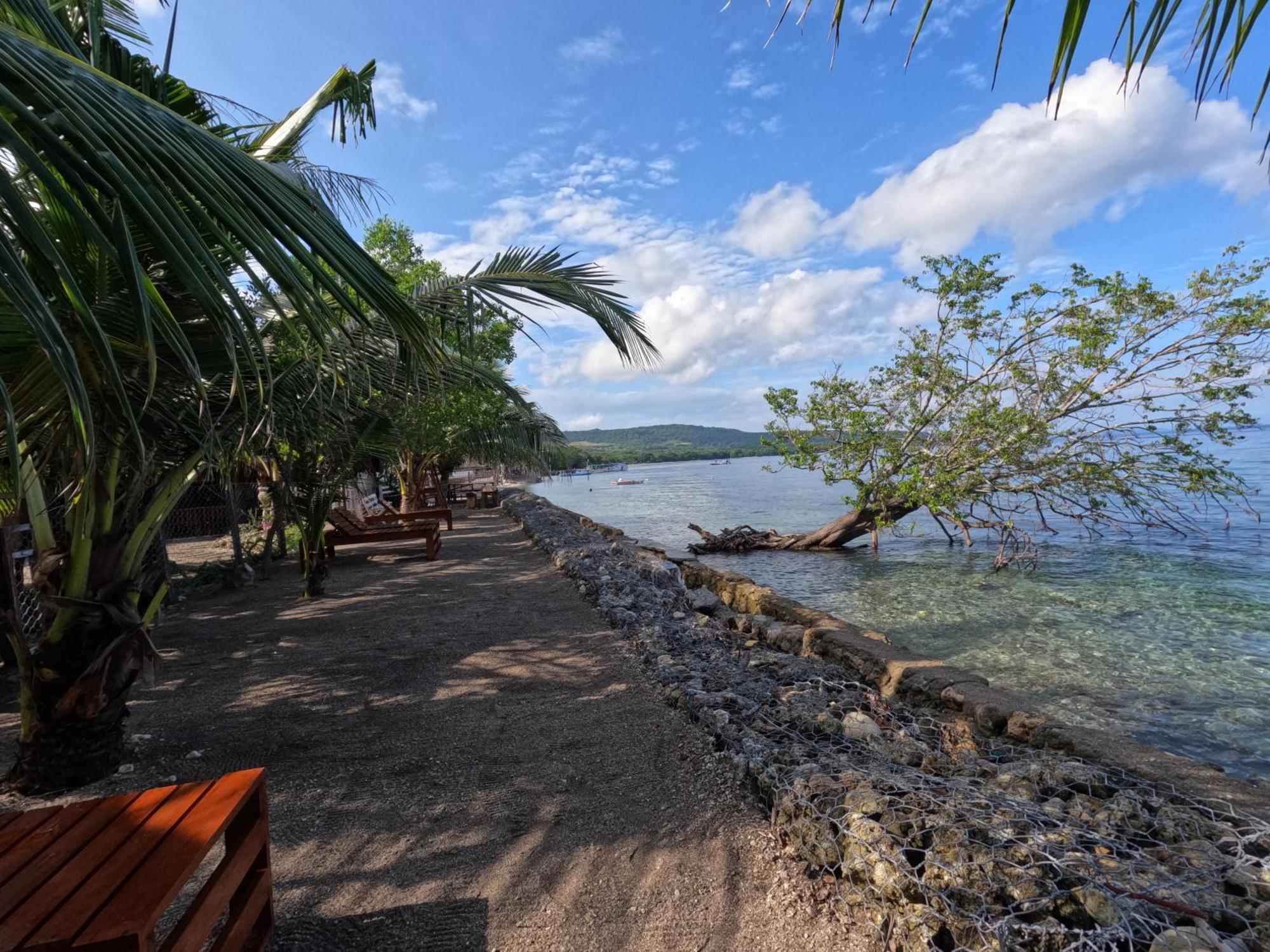 Maryan Moyo Bungalows & Resto Moyo Island Экстерьер фото