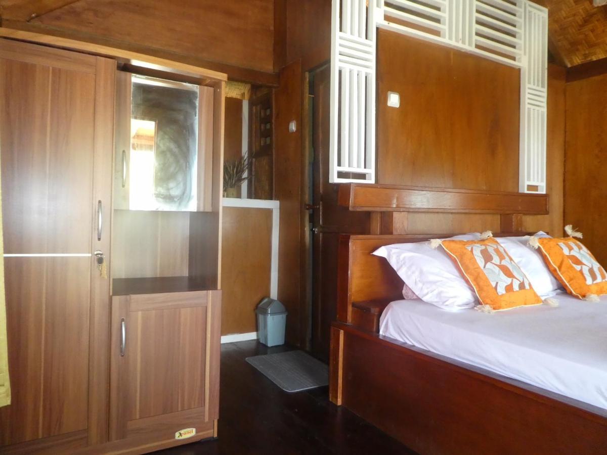 Maryan Moyo Bungalows & Resto Moyo Island Номер фото